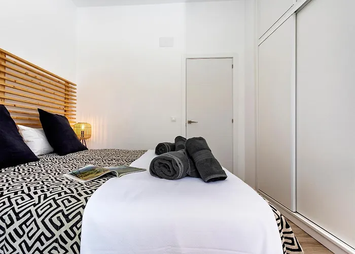 Precioso Apartamento Con Terraza En La Nogalera By Rent Me